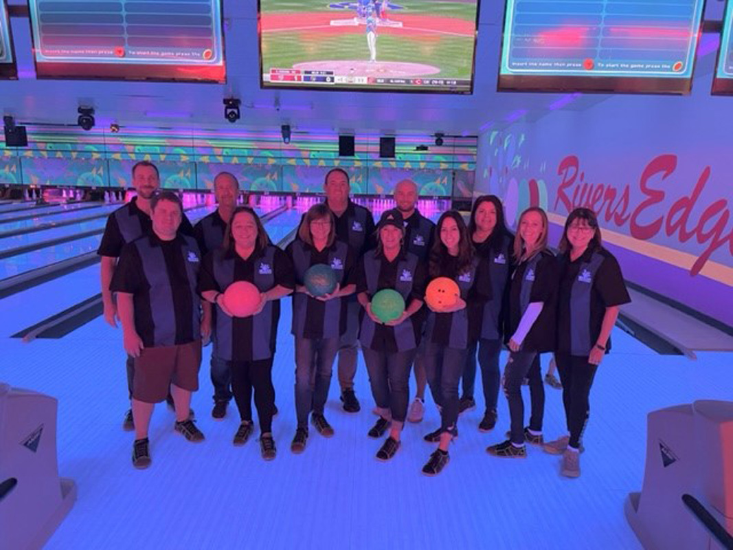 team-bowling